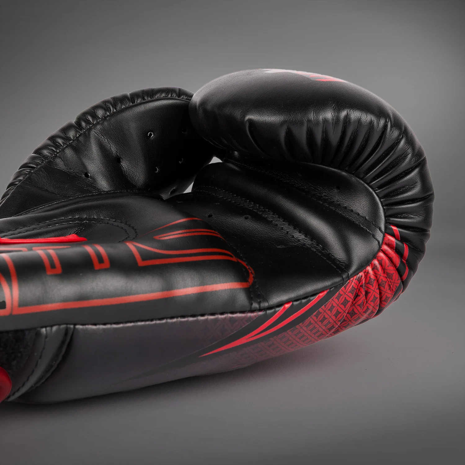 Venum x RWS 2.0 Boxing Gloves - Black/Red - Image 6