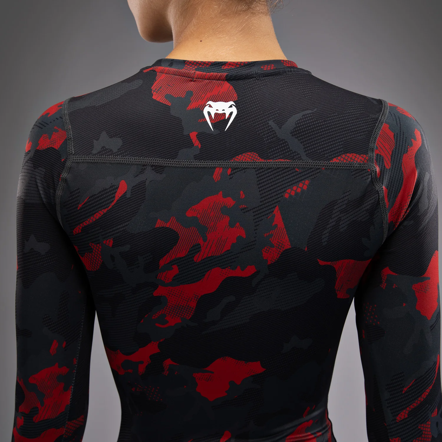 Venum x Sophia Rose Women’s Long Sleeve Rashguard - Urban Red Camo - Image 7