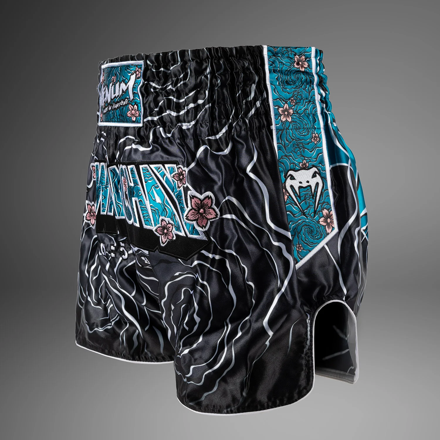 Venum x Tawanchay Muay Thaï short - Black/White - Image 2