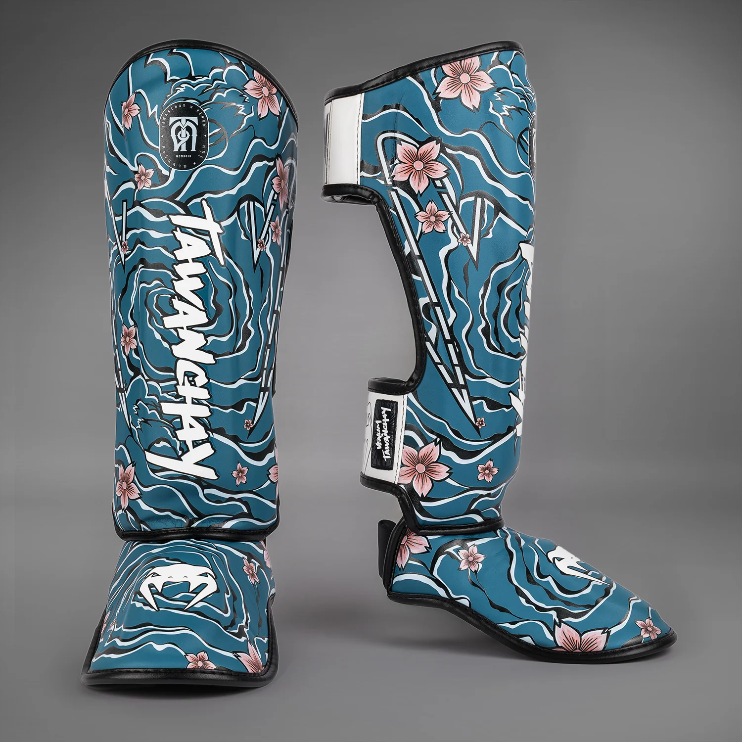 Venum x Tawanchay Shinguards Blue/White - Image 2