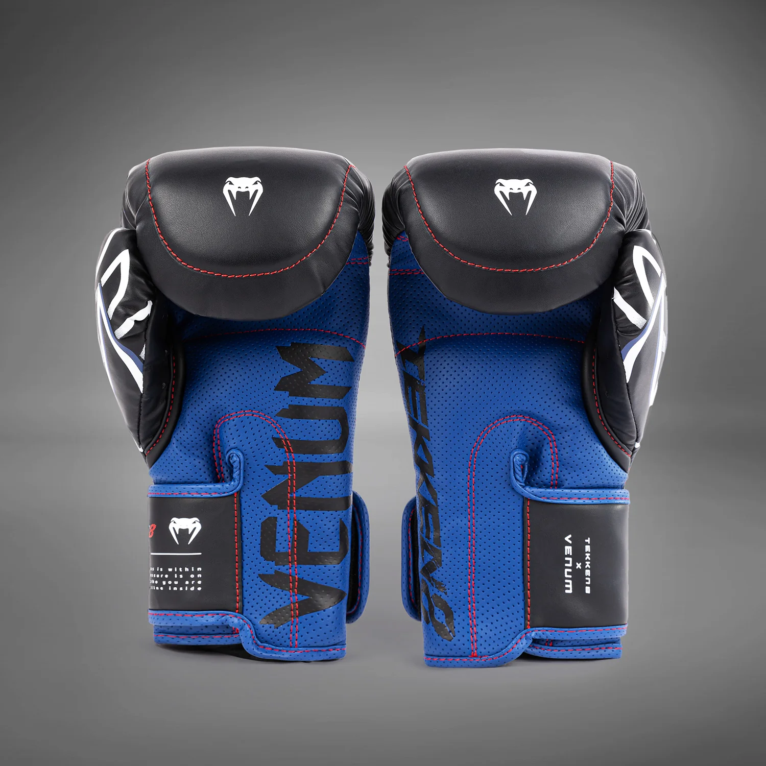 Venum x TEKKEN 8 - Jin Kazama Boxing Gloves - Blue/Black/White - Image 4