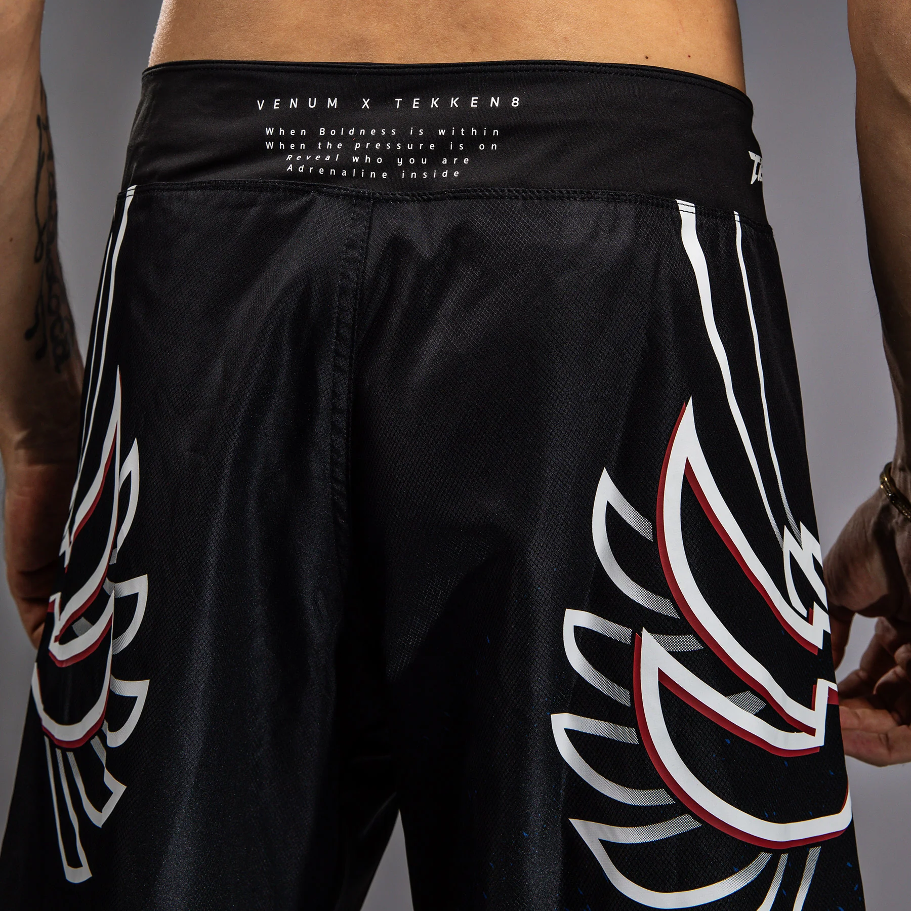 Venum x TEKKEN 8 - Jin Kazama Fight Shorts - Blue/Black/White - Image 5