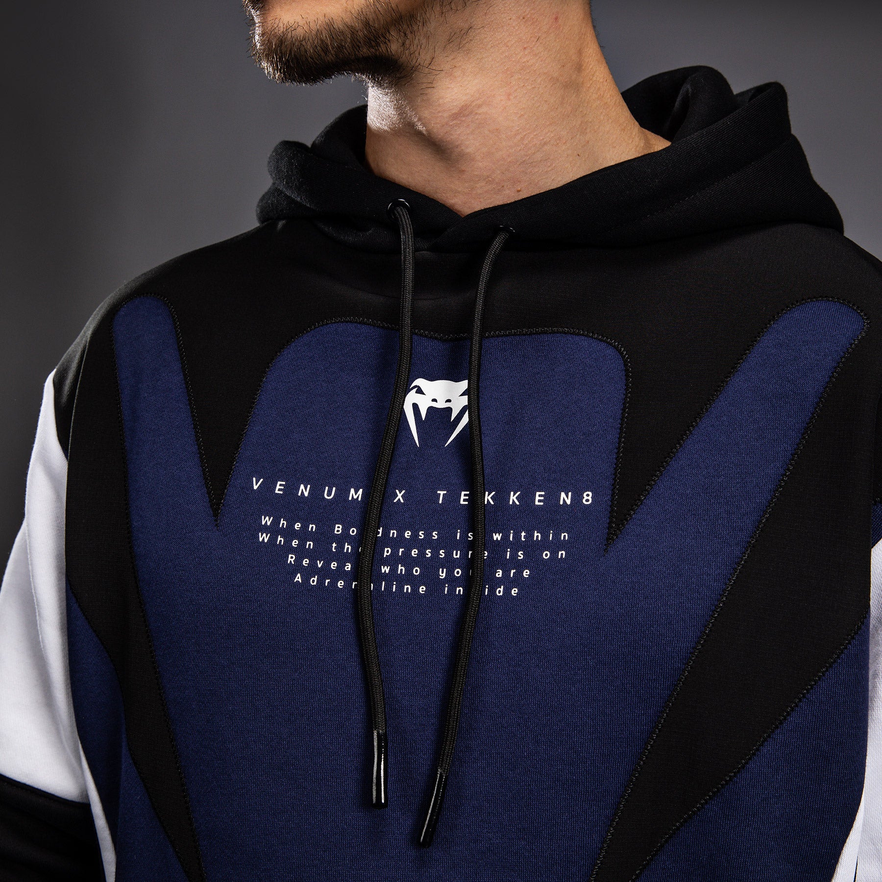 Venum x TEKKEN 8 - Jin Kazama Hoodie - Blue/Black/White - Image 7