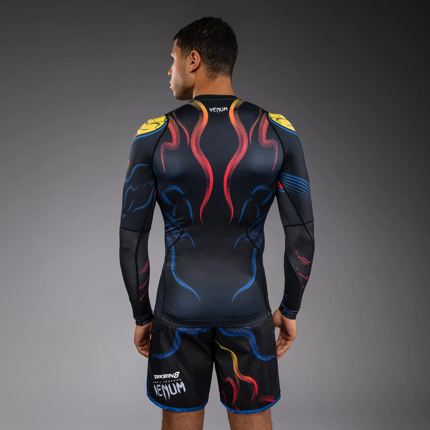 Venum x TEKKEN 8 Long Sleeve Rashguard - Yoshimitsu - Black/Orange - Image 4
