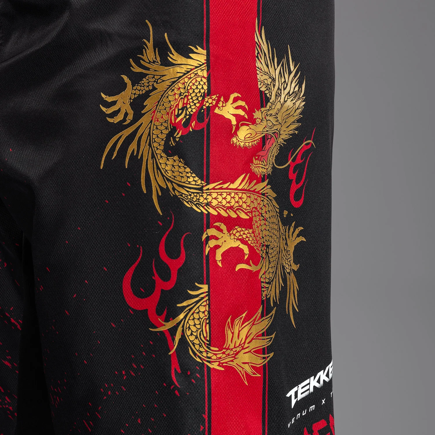 Venum x TEKKEN 8 - Marshall Law Fight Shorts - Black/Red/Gold - Image 6