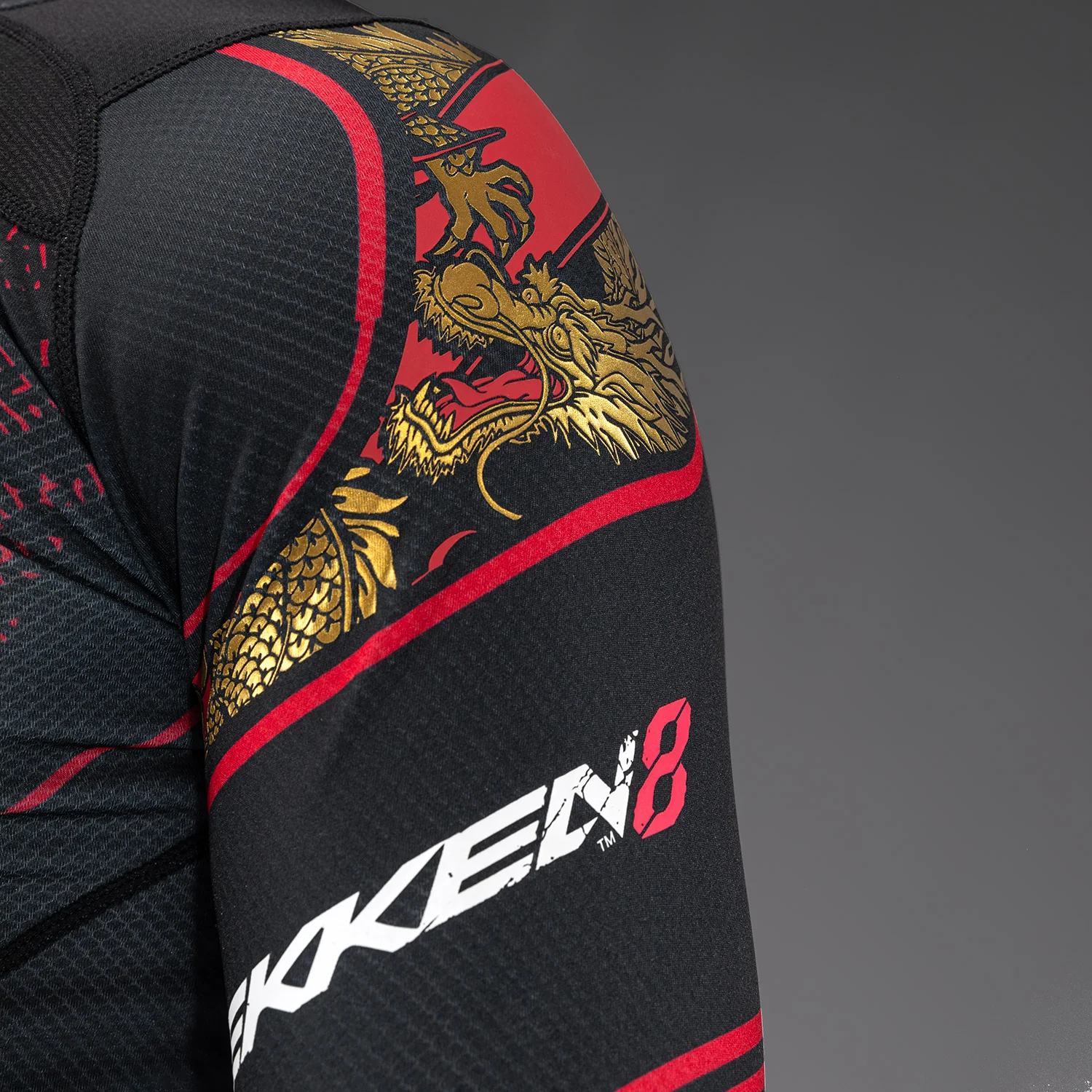 Venum x TEKKEN 8 - Marshall Law Rashguard - Black/Red/Gold - Image 5