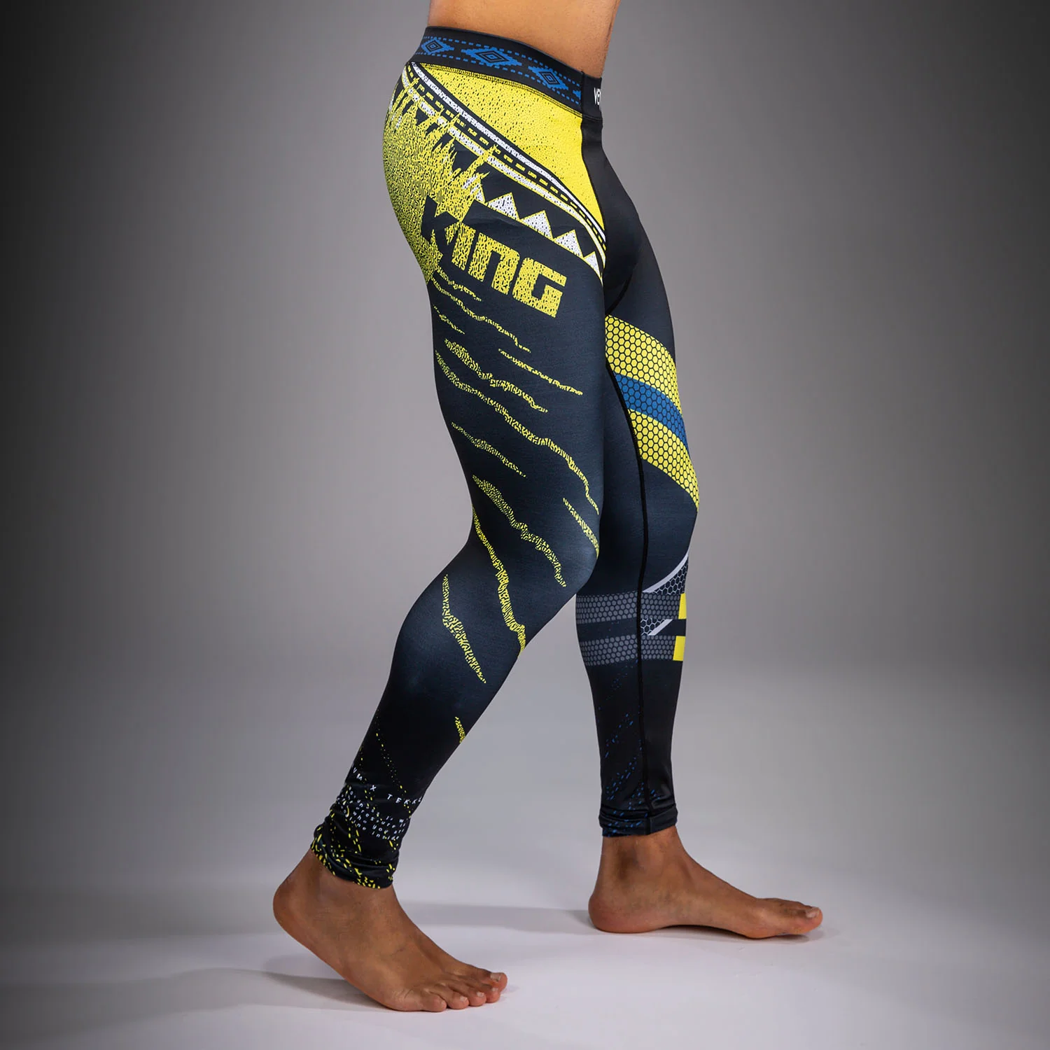 Venum x TEKKEN 8 Spats - King - Black/Yellow - Image 2