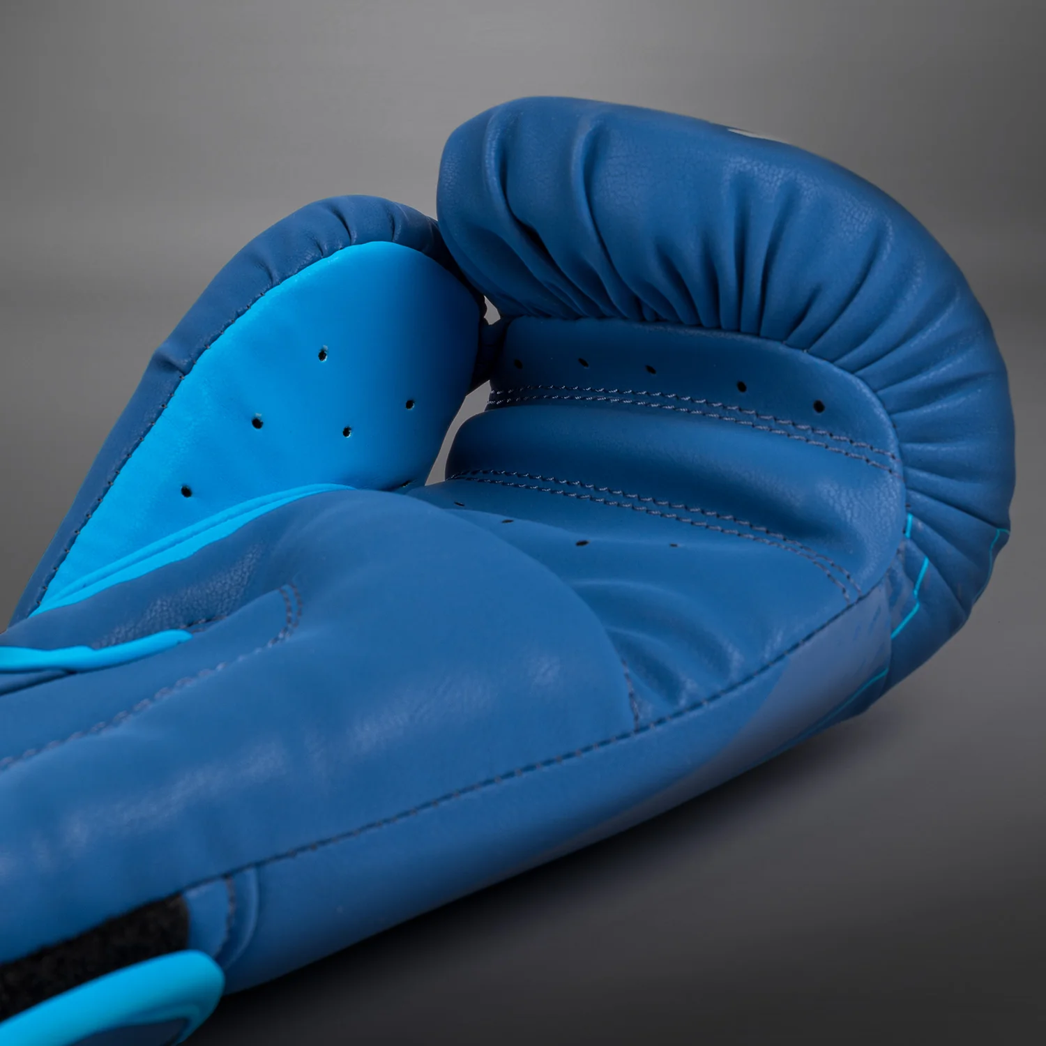Venum x Top Rank Original Impact Boxing Gloves - Navy Blue - Image 5
