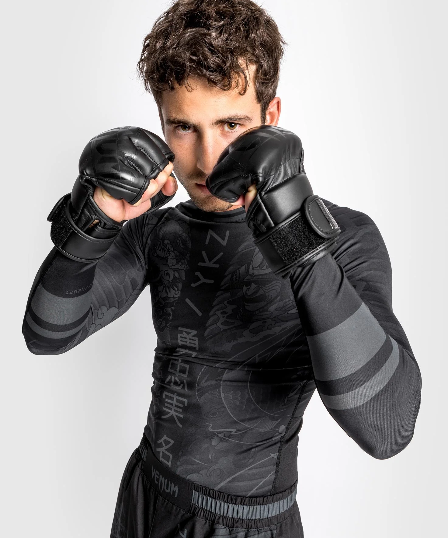 Venum YKZ21 Rashguard Long Sleeves – Black/Black - Image 2