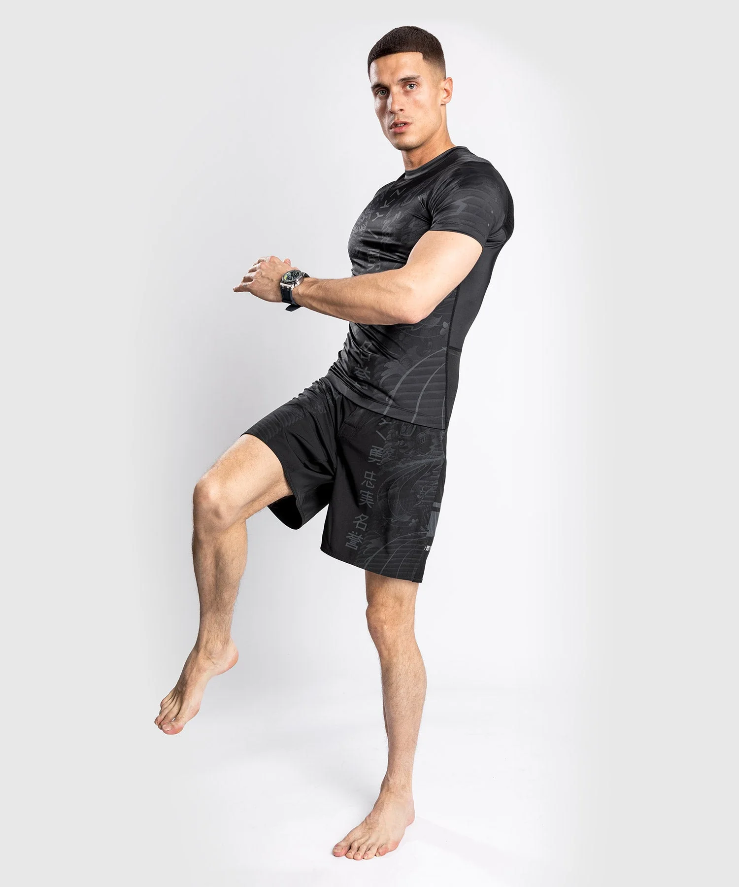 Venum YKZ21 Rashguard - Short Sleeves – Black/Black - Image 7