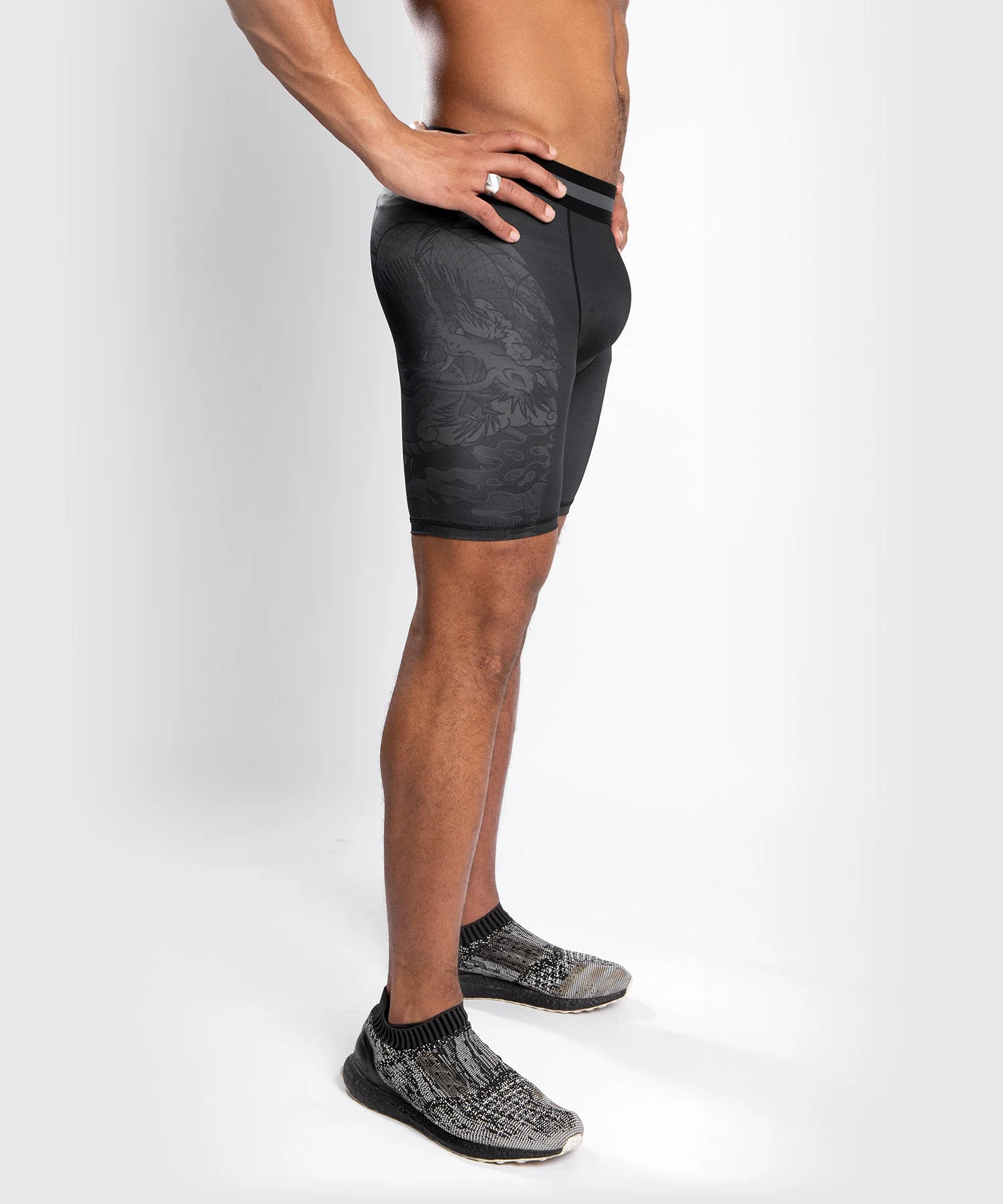 Venum YKZ21 Vale Tudo Shorts – Black/Black - Image 6